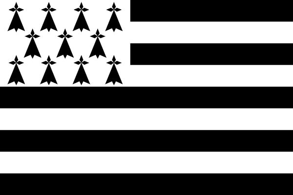 Breton Courtesy Flag (Brittany) 30 x 45cm